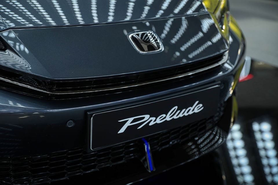 Honda Prelude (2).jpg