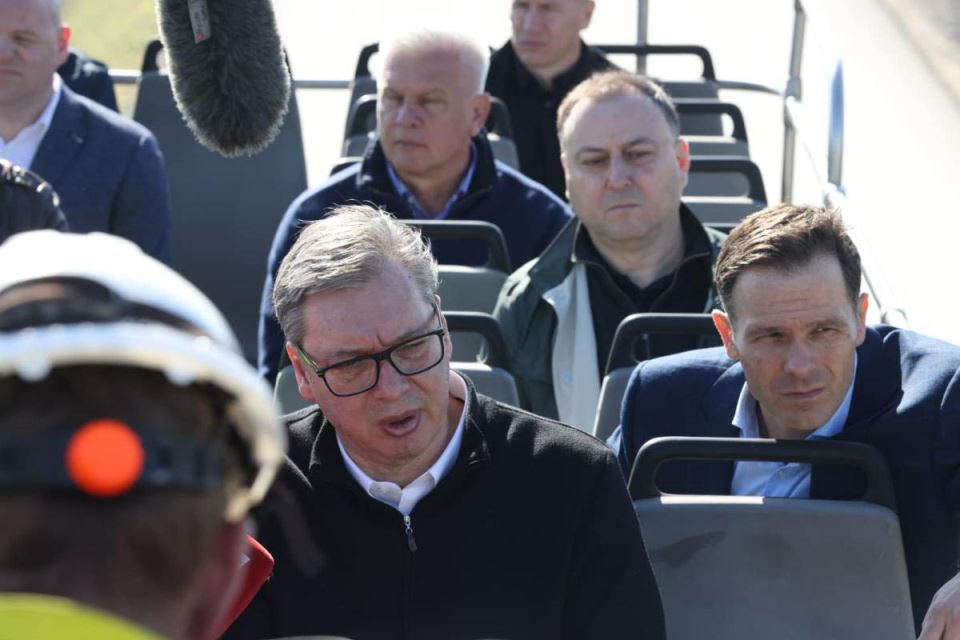 Vučić obilazi gradilište EXPO 2027 (1).jpg