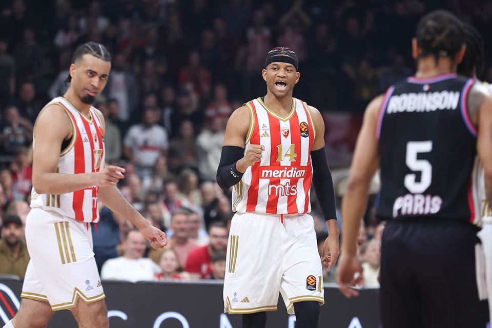 Crvena zvezda - Pariz (1).jpg