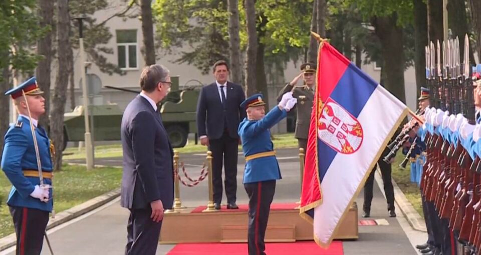 Dolazak Vučića na sastanak s vojnim vrhom Srbije i vrhom RS (1) copy.jpg