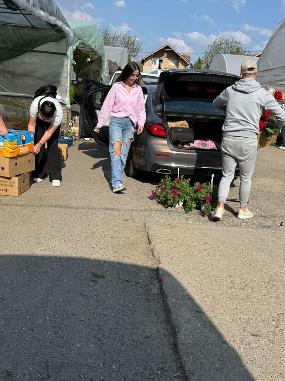 Marko Gačić sa novom devojkom (1).jpg