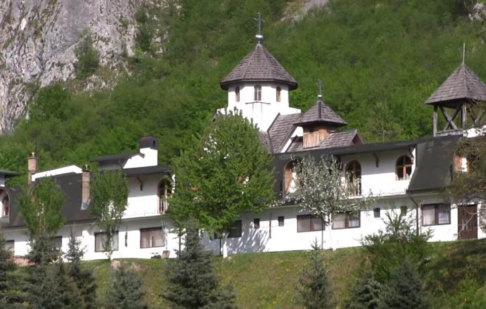 Manastir Soko kod Soko grada  5.jpg