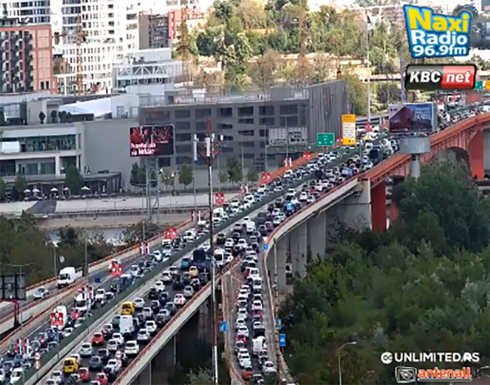 Gužve u Beogradu (1).jpg