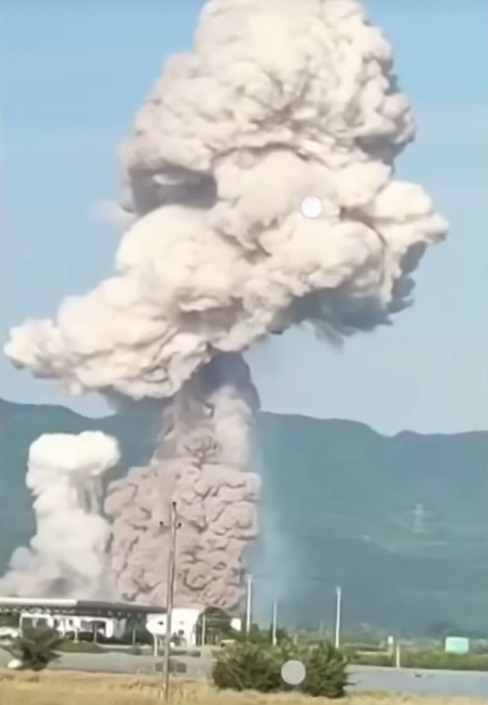 Eksplozija u fabrici vatrometa u Kini (1).png