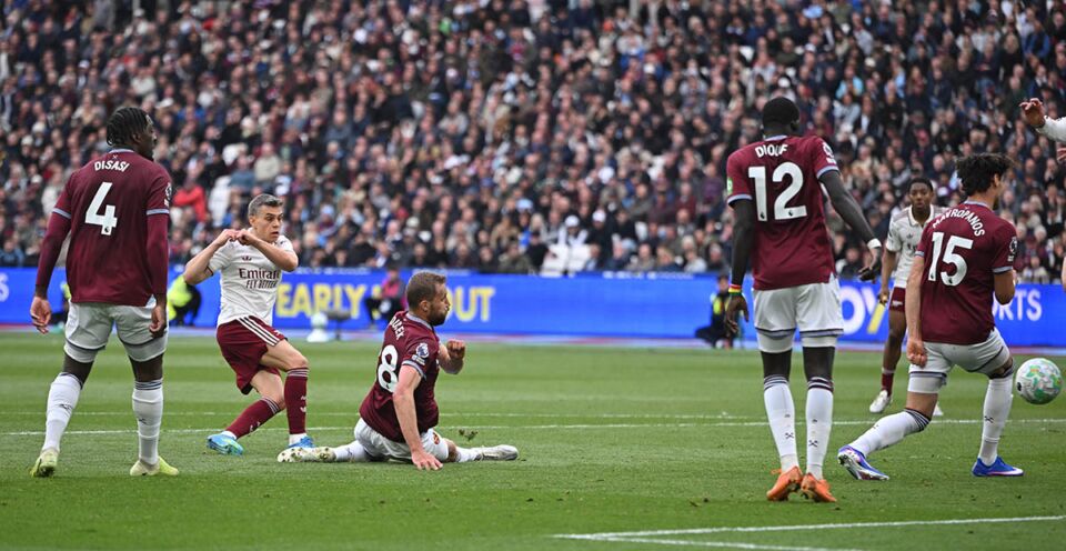 Arsenal West Ham 3.jpg