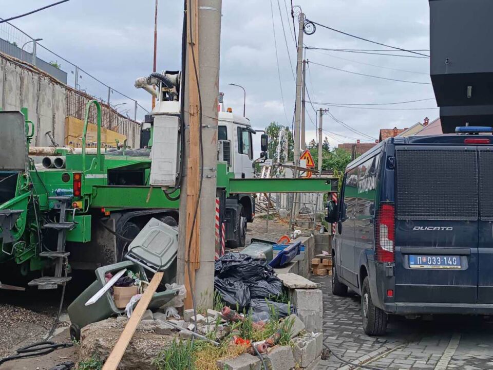 Povređeni radnici u Kragujevcu (1).jpg