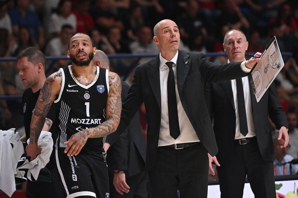 Partizan - Crvena zvezda (2).jpg