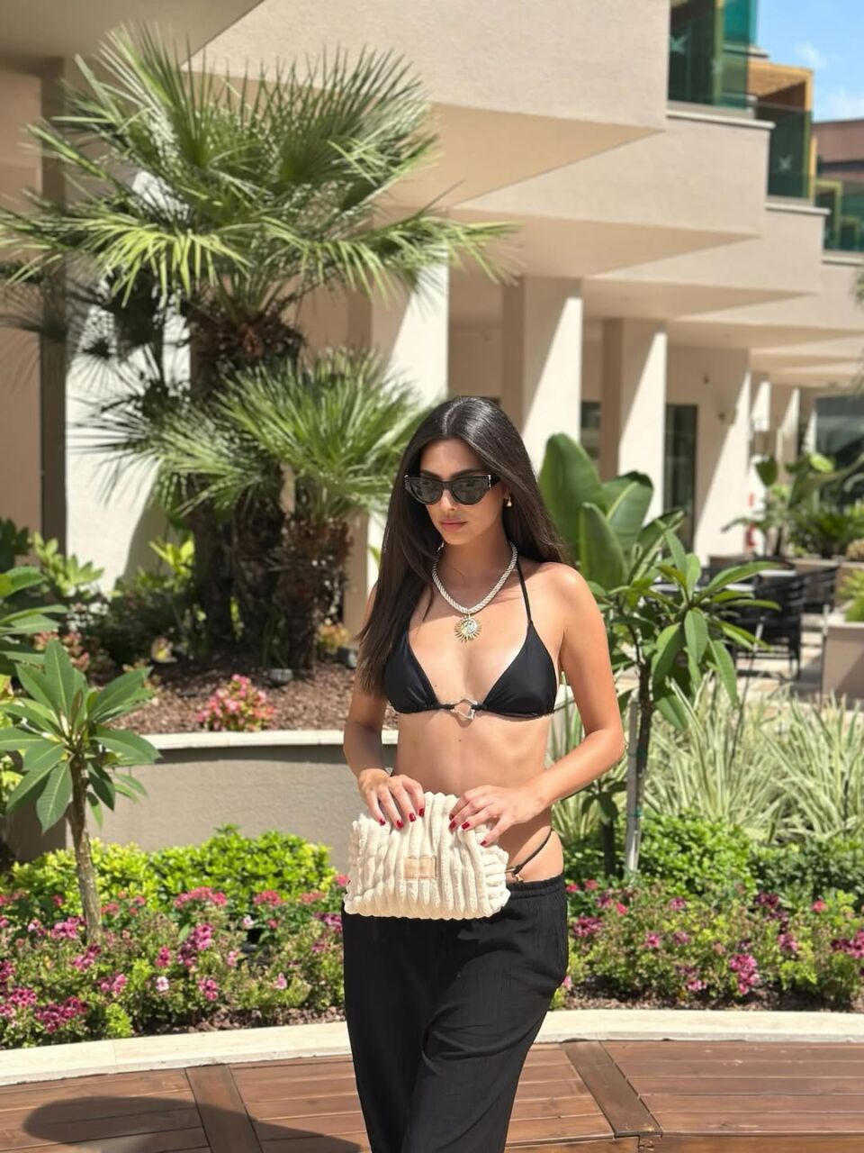 Jelena Tričković u kupaćem