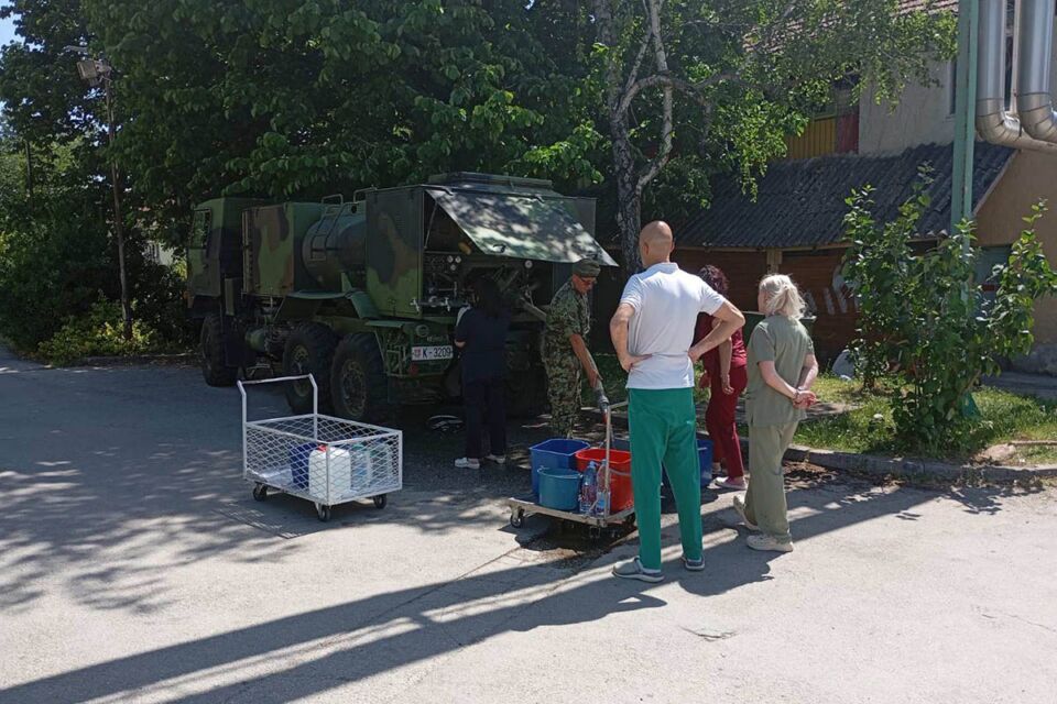 pomoć vojske Srbije u vodosnabdevanju Čačka i Gornjeg Milanovca