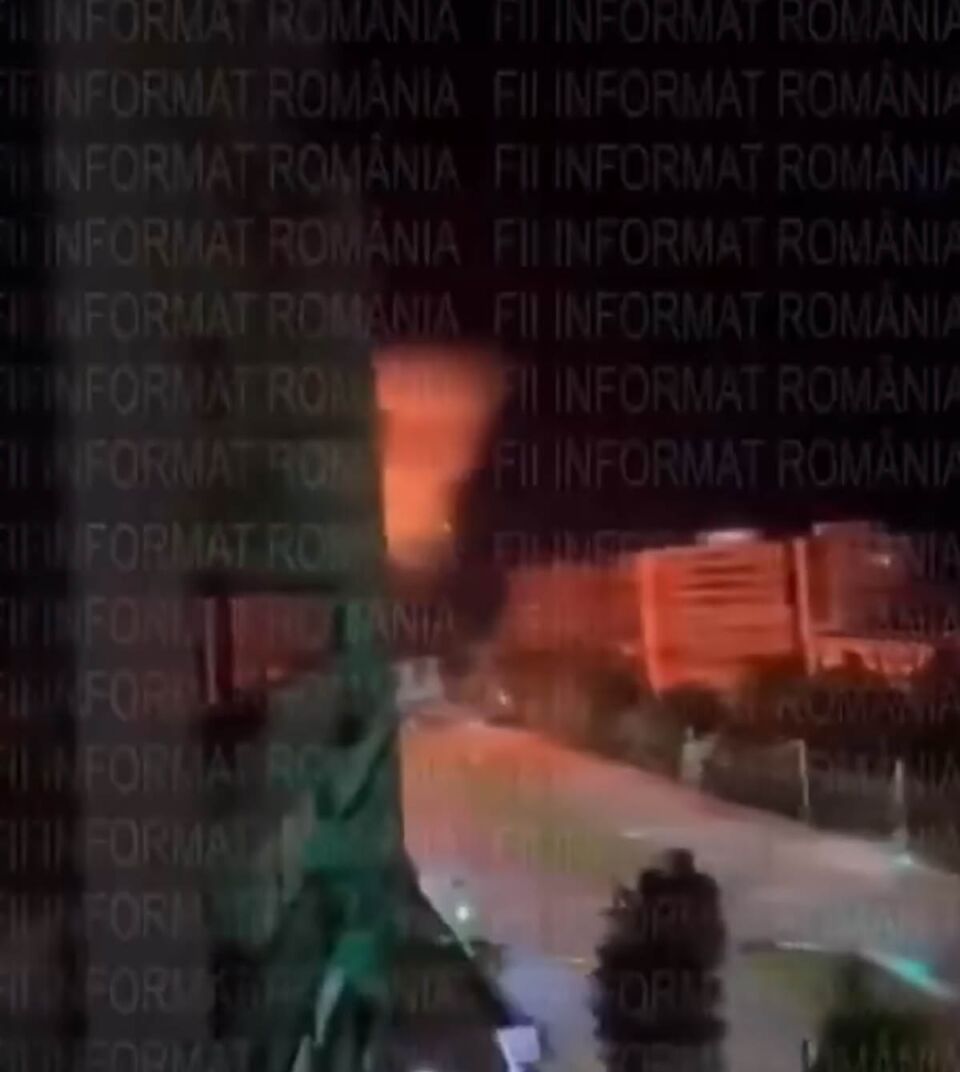 Ruski dron pogodio stambenu zgradu u gradu Galaci u Rumuniji (1).jpg