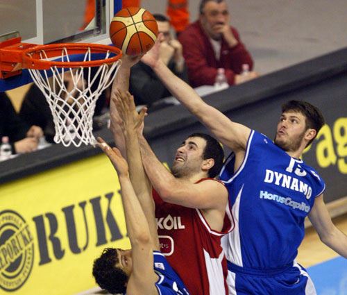 Crvena zvezda - Dinamo Moskva