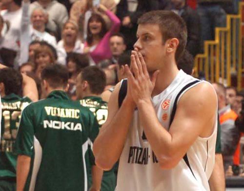 Partizan - PAO, crno-beli tužni i ponosni