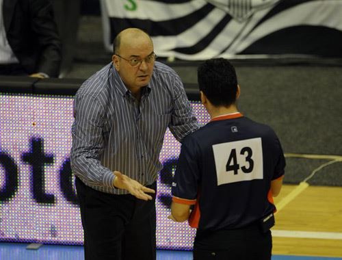 Armani džins po meri Partizana