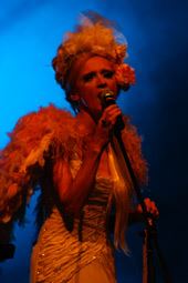 Bebi Dol promenila ime