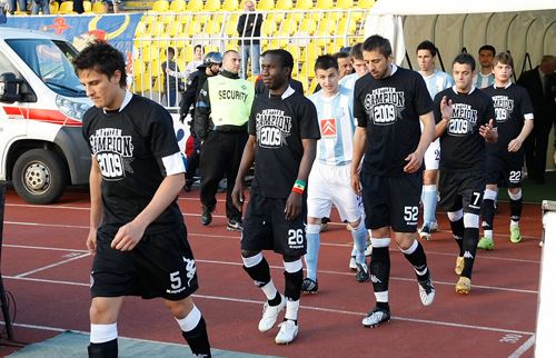 Jug se veselio, Sever pretio