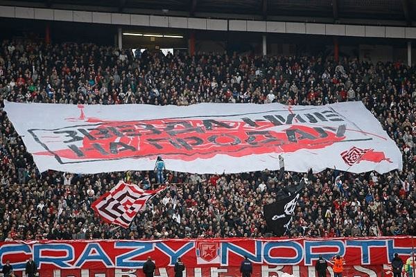 Delije opet u elementu