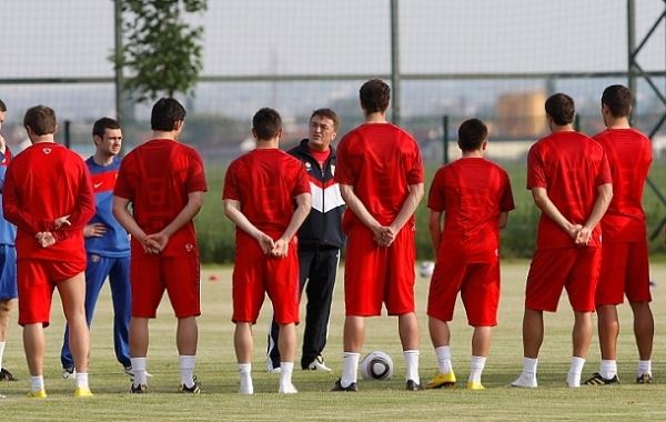 "Orlovi", vreme je za teren i loptu!