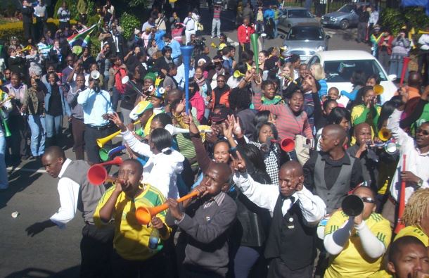 Vuvuzele i afrički ritam