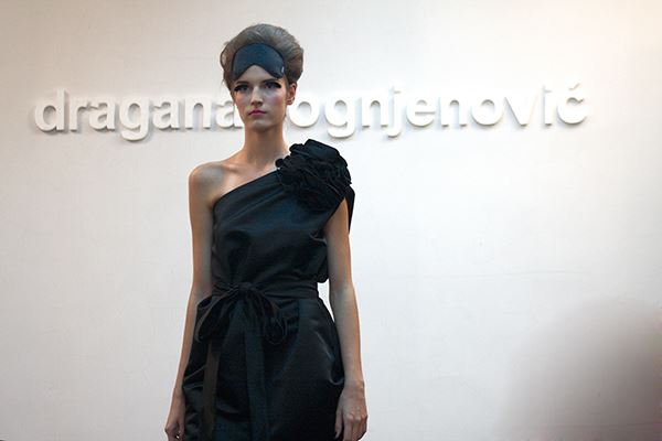 DO: Mala crna haljina u novom izdanju