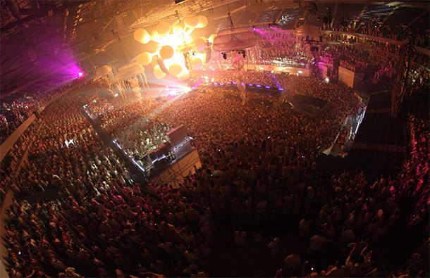 Bela Senzacija u Beogradu