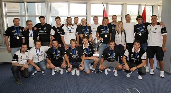 Trofej  je u Beogradu, posle 35 godina!