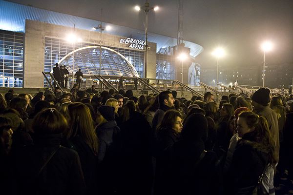 Gužva ispred Arene za Merlina