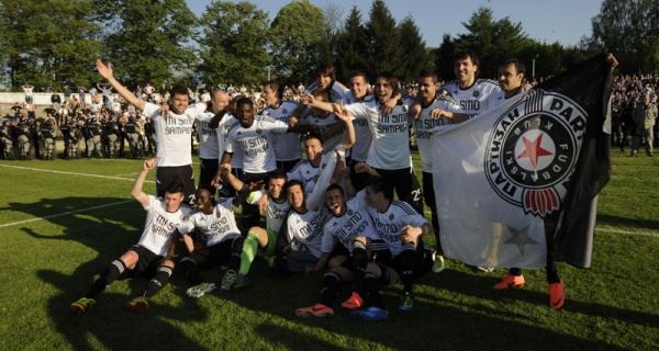 Crno-bela dominacija