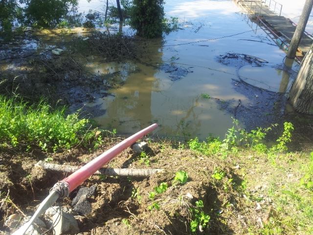 Sava udara u nasip na Adi