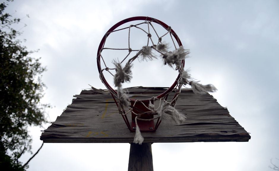 Košarkaški tereni su uglavnom prazni, postavlja se pitanje kakva je budućnost srpske košarke.