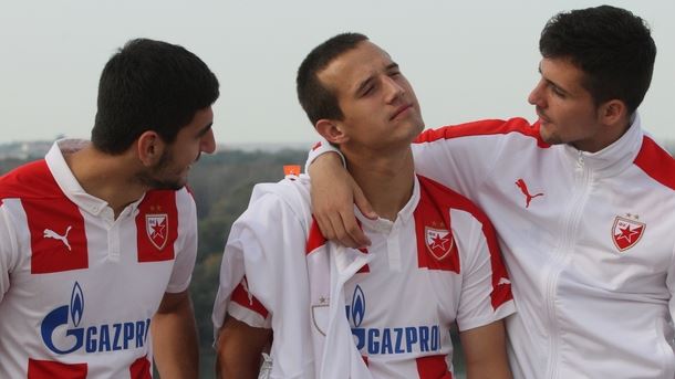 Vukašin Jovanović juri i Šaviju i Tijanu iPhone