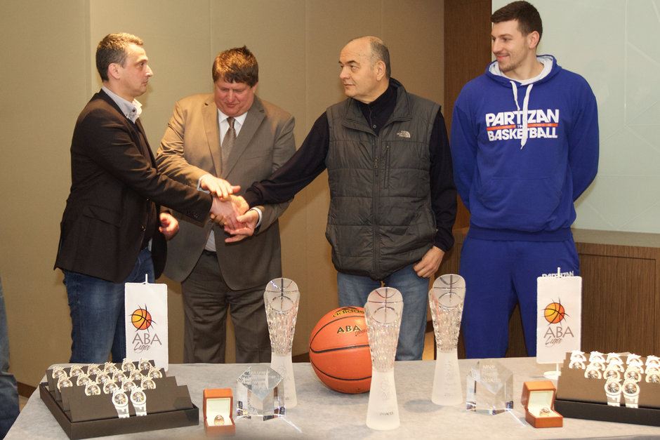 Crvena Zvezda i Partizan uoči polufinalnog duela ABA lige na konferenciji za medije.