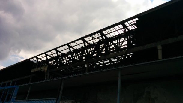 Požar na stadionu FK Rad