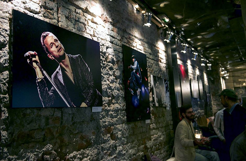 Izložba  "Koncerti" fotografa MONDO potrala Petra Stojanovića.