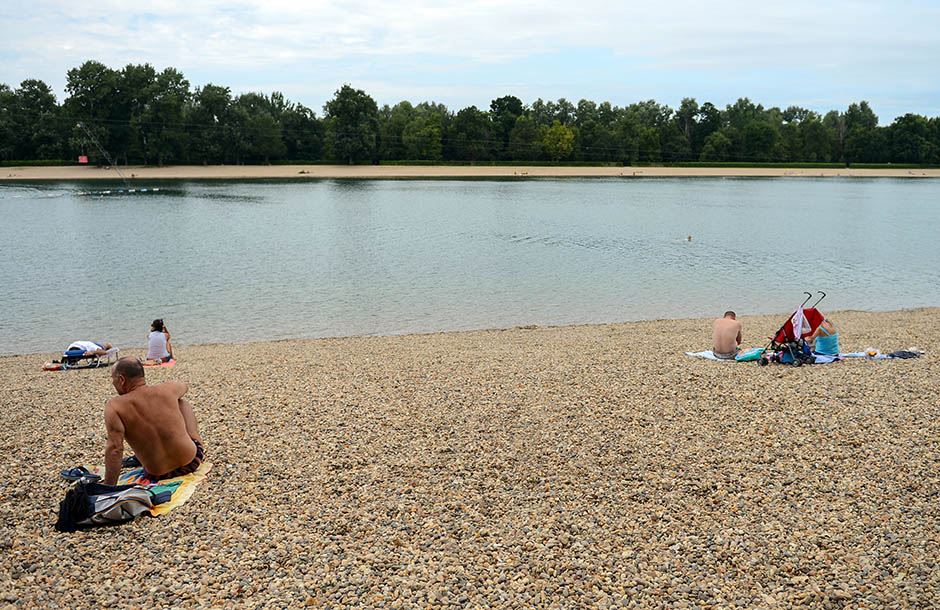 Ada Ciganlija prazna na 30 stepeni.