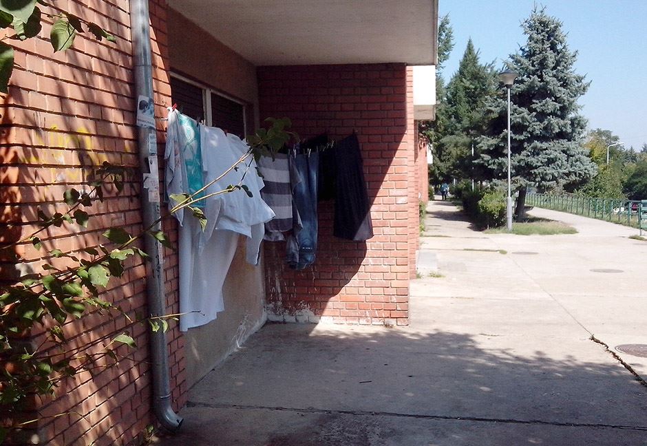 Beograd: Veš suše na banderi