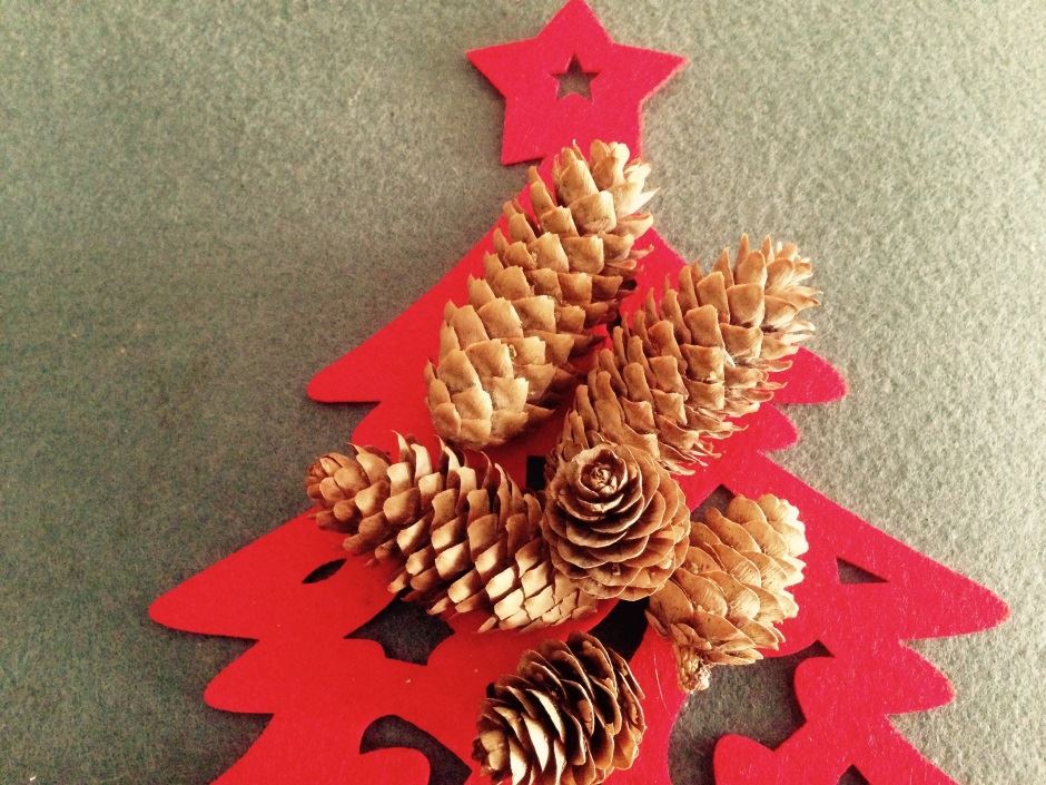 Novogodišnji ukrasi koji ništa ne koštaju 