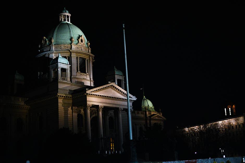 Skupština beograda u mraku - Sat za našu planetu