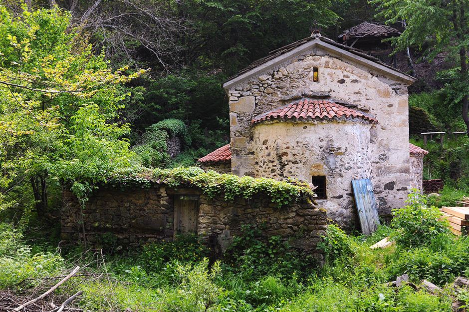 Crkva Palja Vlasina, skriveni konak Svetog Save