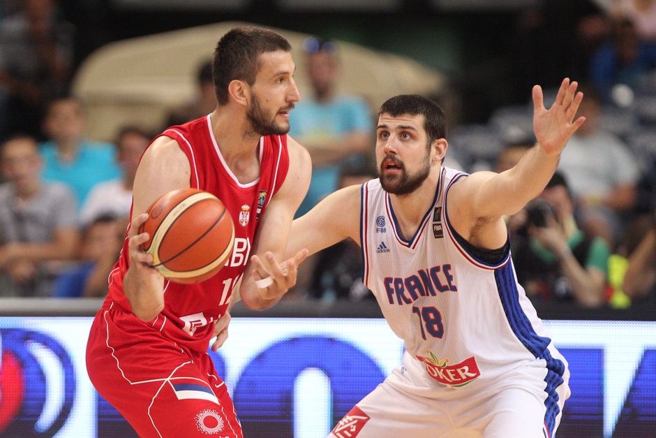 Srbija pobedila Francuze u  pripremama za olimpijski kvalifikacioni turnir.