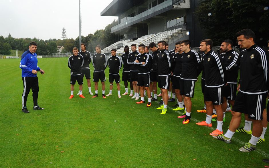Gordan Petrić prvi trening u Čukaričkom.