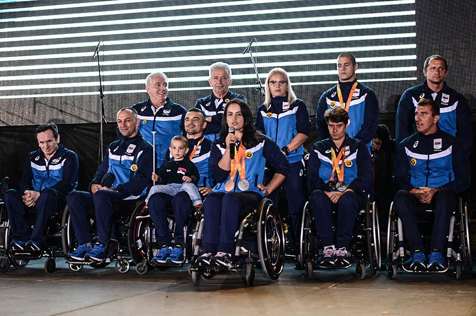 Doček srpskih paraolimpijaca ispred Starog dvora u Beogradu