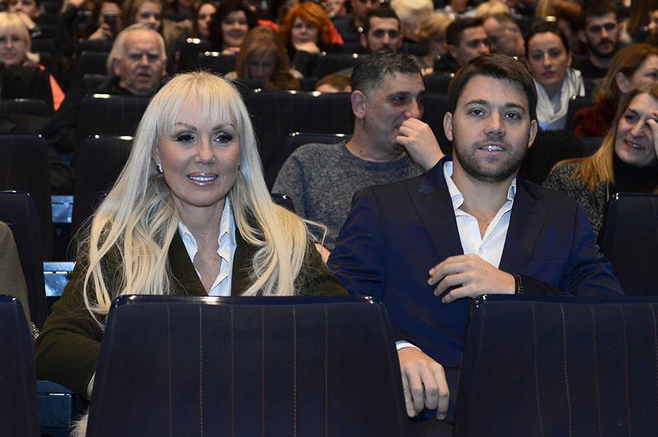 Stefan Živojinović peva izdaje dve pesme