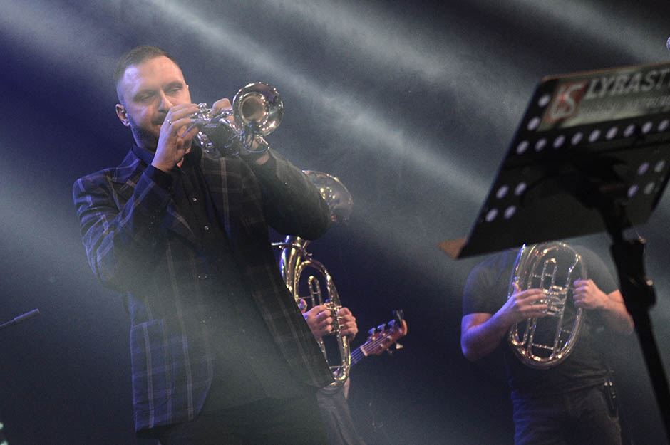 Nataša Šavija i Vuk Kostić na koncertu Dejan Petrović Big Bend FOTO