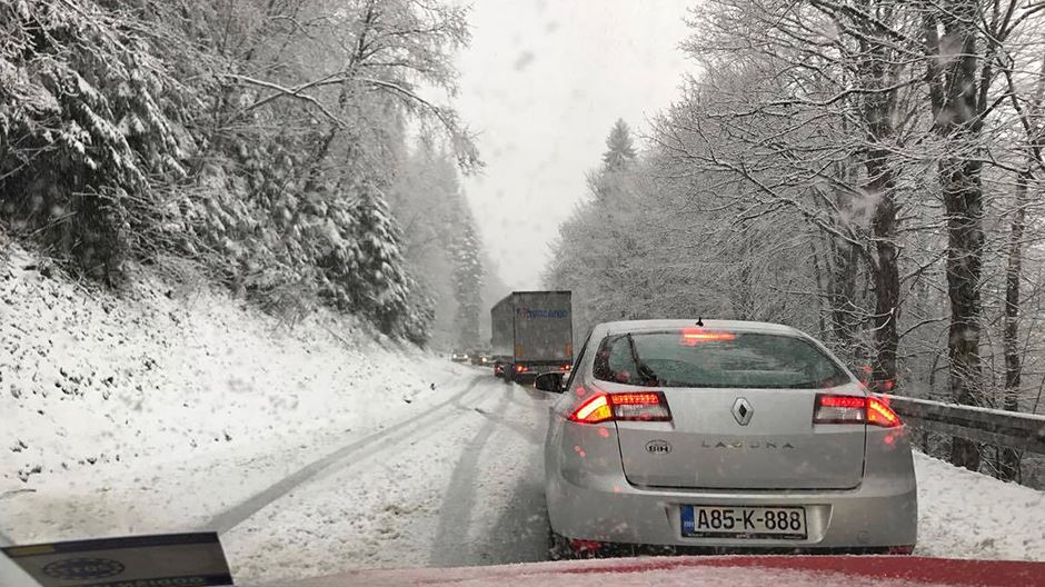 Sneg pada u Bosni i Hercegovini
