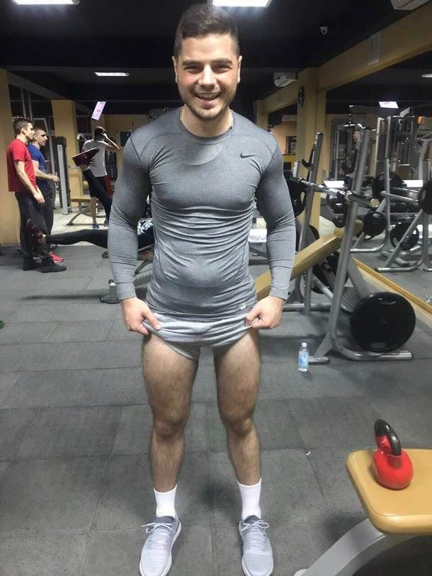 Mladić iz Podgorice - borba sa rakom - sada trenira