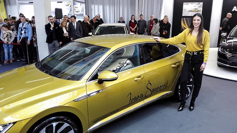 Ivana Španović dobila Folksvagen Arteon na Sajmu automobila FOTO