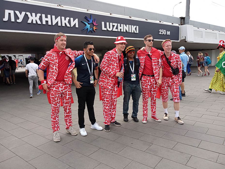 Danska - Francuska, navijači ispred stadiona Lužnjiki FOTO