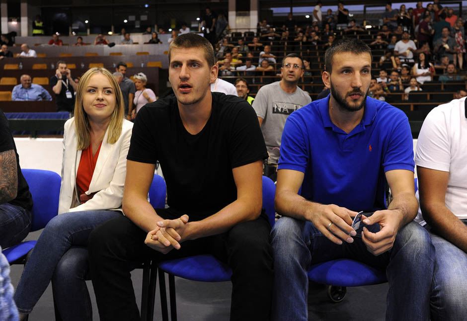 Jokić i Bogdanović na utakmici Srbija - Nemačka.