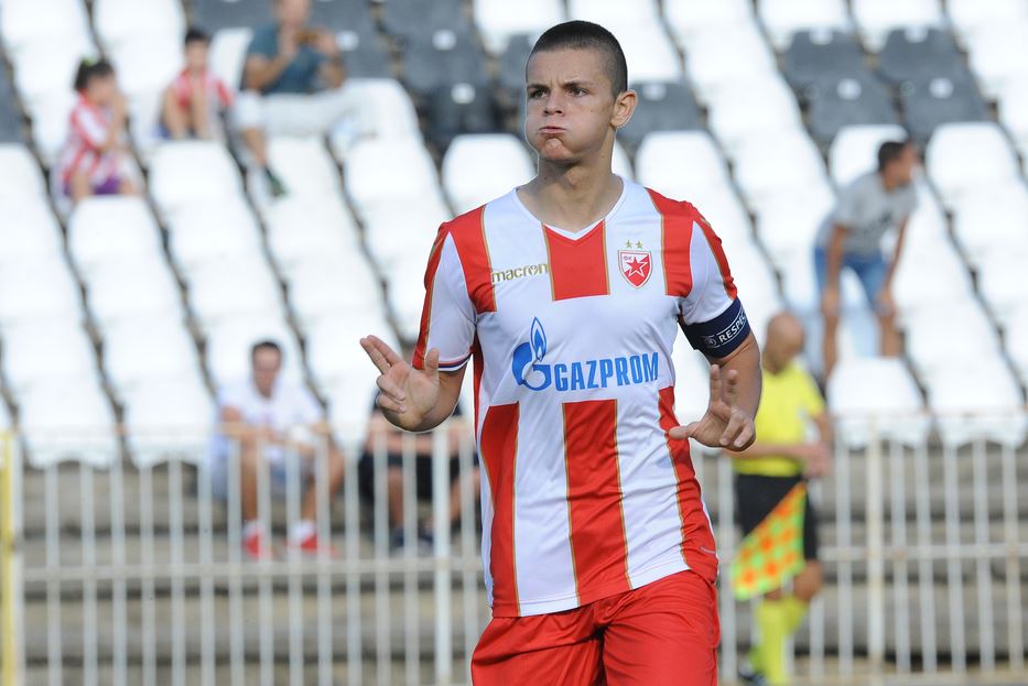 Crvena zvezda - Napoli 1:1 omladinska Liga šampiona gol Dejan Joveljić