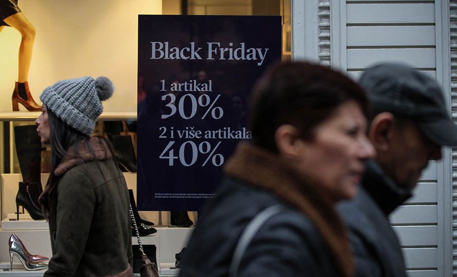 Black Friday Crni Petak - Popusti u Beogradu (FOTO)